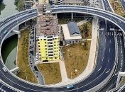 Эти люди не захотели оставить свои дома и столкнулись с неожиданными последствиями (Фото)