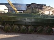 Отремонтированную БМП-2 в Днепропетровске передали в зону АТО