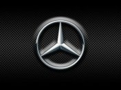 Mercedes-Benz перегнал по продажам главного конкурента