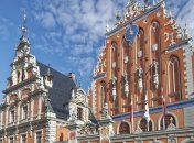 Школы нацменьшинств в Латвии будут переводить на латышский язык