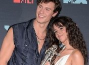 Не лезьте в отношения: Камила Кабелло и Шон Мендес протроллили папарацци