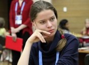 Украинка выиграла в России чемпионат мира по шахматам