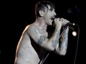 Red Hot Chili Peppers вновь поддержали Pussy Riot