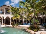 Мечта ребенка: роскошный дом, в котором есть множество развлечений (Фото)