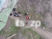 В Запорожье школьник упал с моста и погиб