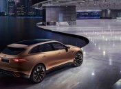 Люксовый Jaguar C-X17 официально представили в Китае