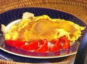 Омлет с жареной морской рыбой