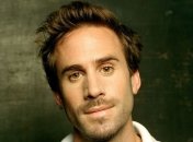 Назван актер, который сыграет Майкла Джексона в новой комедии 