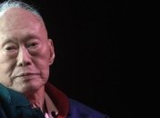 Состояние создателя сингапурского экономического чуда ухудшилось