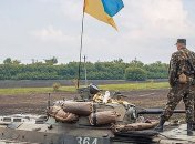 На Донбассе ранен украинский военный
