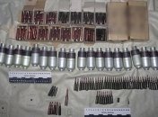 На блокпосту в Мариуполе правоохранители изъяли боеприпасы
