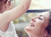 Дрю Берримор выпустила аромат в честь дочери