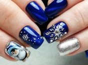 Маникюр 2019-2020: новогодний дизайн со снежинками (Фото)