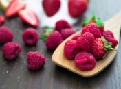 Фрукты и ягоды, которые стоит есть на ужин