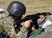 Ситуация на Донбассе: боевики ранили украинского военного 