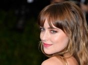 Звезда "50 оттенков серого" впечатлила своим смелым нарядом