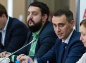 Міністр охорони здоров'я вважає, що коронавірус буде циклічно повертатися