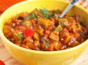 Рагу из кабачков, помидоров и перца