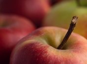 Много витаминов и полезных веществ: чем полезны яблоки