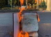 Не нужно сдавать высоты тупым и психопатам: в сети спорят, стоит ли бросать науку после истории с кандидатской Кивы