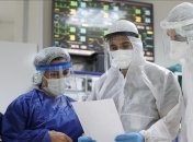 Серед інфікованих в Україні за добу — понад півсотні медиків.