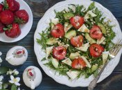 Такий салат вразить близьких