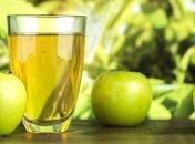 Ученые назвали рецепт лучшего напитка для поддержания организма в жару