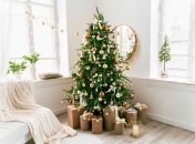 Существует много простых шагов, которые помогут сделать ваши праздничные декорации более энергоэффективными