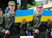 Президент, премьер и секретарь СНБО поздравили нацгвардейцев