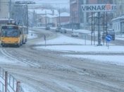 Уже в трех областях Украины из-за погоды преостановлено обучение в школах 