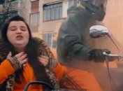 Украинская "рэп-воспитательница" alyona alyona представила новый клип (Видео) 