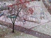 В Киеве выпал снег: зимнее фото и видео