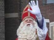 Праздник для всех: на улицах Нидерландов можно встретить Святого Николая