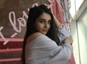 Анна Тринчер представила первый клип с коллегами по съемочной площадке