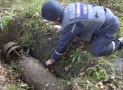 В Чернигове обнаружили фугасную авиационную бомбу весом 250 кг