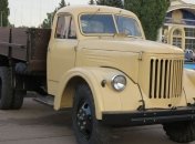 В Украине восстановили редкий грузовик (Видео)