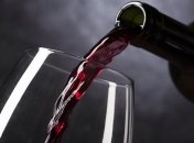 Лікарі пояснили, як к розпізнати та що робити при алкогольному отруєнні