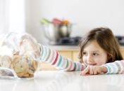 Почему ребенок врет: как распознать причины детского вранья, советы психолога