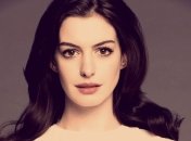 Красавица Энн Хэтэуэй показала тело после рождения ребенка