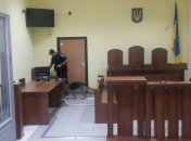 На Львовщине "заминировали" сразу три суда: эвакуировали около двухста человек