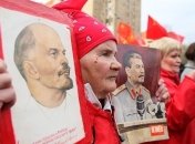 КПРФ пожаловалась на отказ вывесить в Москве баннеры со Сталиным