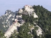 Самая опасная пешая тропа в мире находится в Китае (Фото)