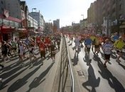 На гамбургском марафоне стартовали 20 тысяч участников