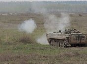 В зоне ООС подорвалась БМП: один военный погиб, еще трое ранены 