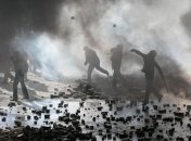 Силовики оттеснили протестующих к Майдану