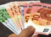 Курс валют от НБУ: евро упал в цене, доллар подорожал 