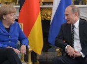 Кремль: Путин обсудит с Меркель Украину