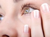 Как быстро убрать темные круги под глазами?