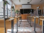 Украинских школьников хотят отправить на дистанционное обучение: названы сроки