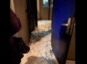 А лыжи выдают с билетами? В сети бурно обсуждают "комфорт" в вагоне "Укрзалізниці"